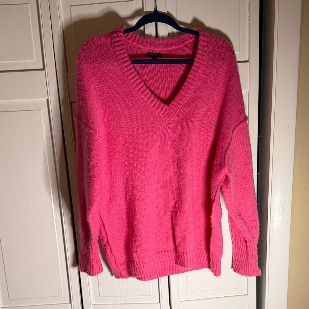 Wild Fable Vibrant Pink V-Neck Sweater